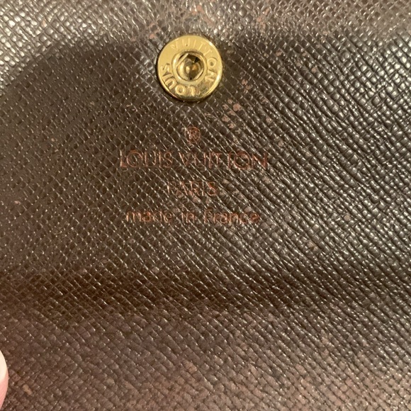 Louis Vuitton Damier Sarah Wallet Date Code TH1927 - Picture 2 of 10